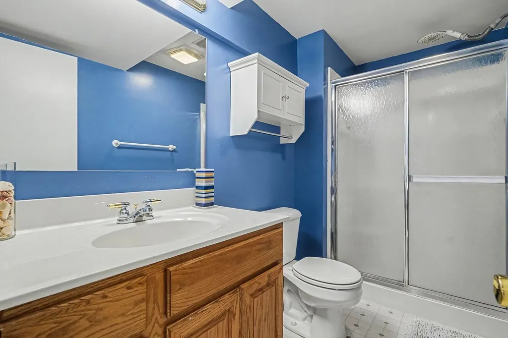 1864 Erin Isle Drive Park Township MI 49424