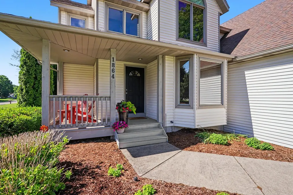 1864 Erin Isle Drive Park Township MI 49424