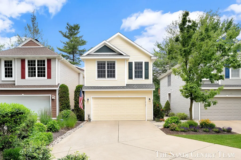 931 Bluff Creek Drive Grand Haven City MI 49417
