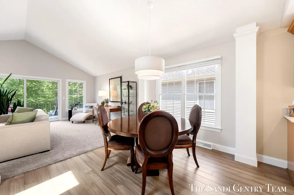 931 Bluff Creek Drive Grand Haven City MI 49417