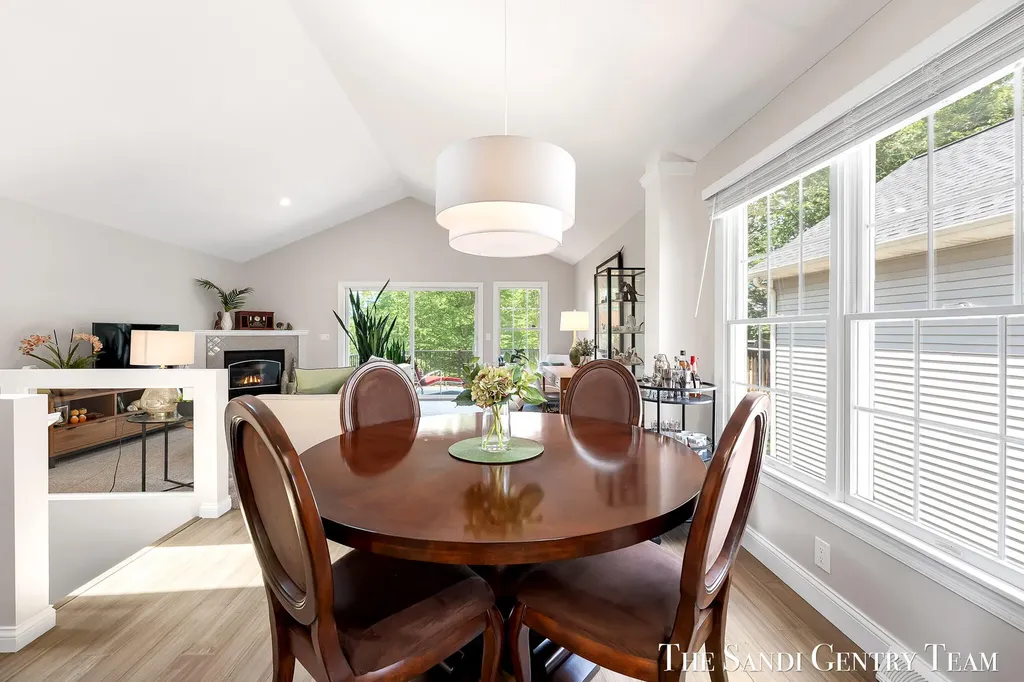 931 Bluff Creek Drive Grand Haven City MI 49417