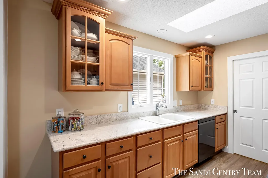 931 Bluff Creek Drive Grand Haven City MI 49417