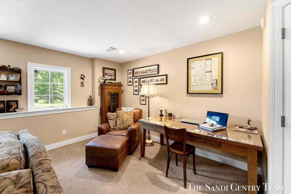 931 Bluff Creek Drive Grand Haven City MI 49417