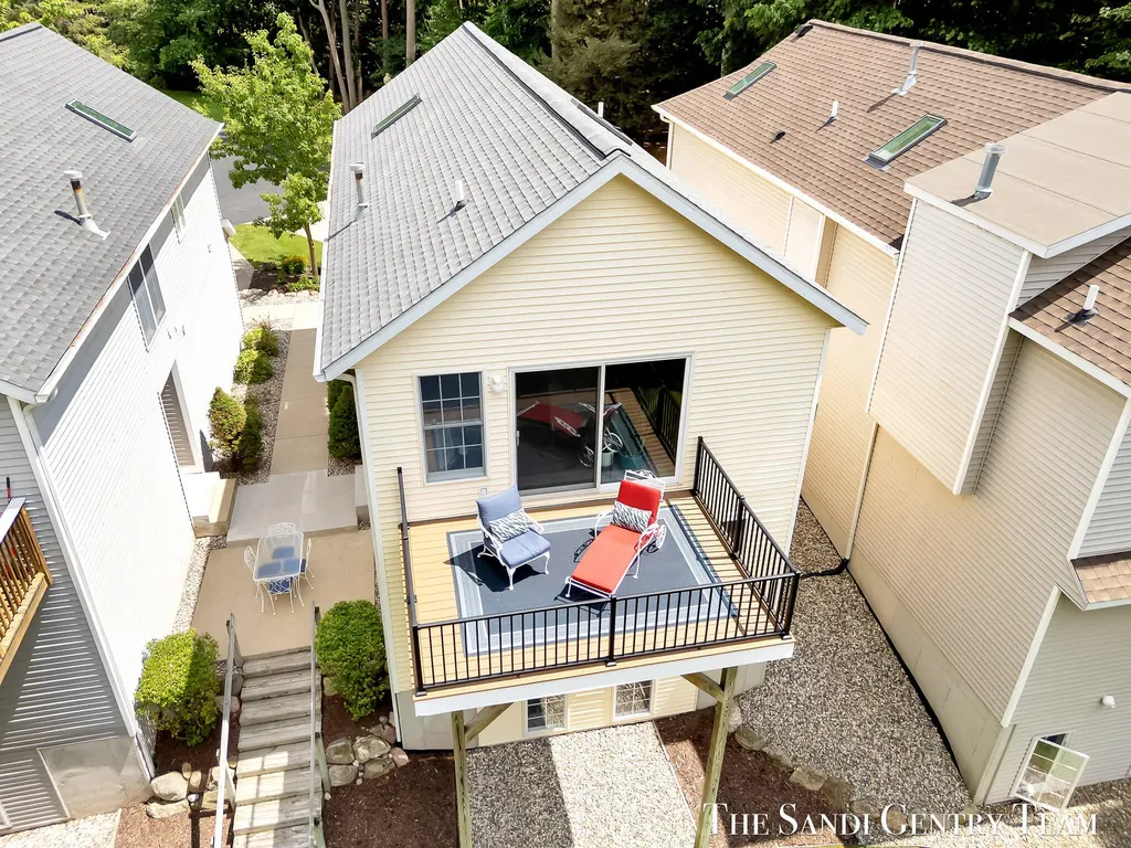 931 Bluff Creek Drive Grand Haven City MI 49417