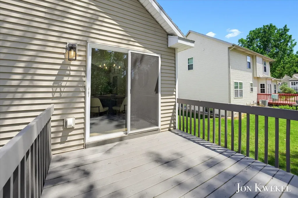 3547 Breton Valley SE Kentwood City MI 49512