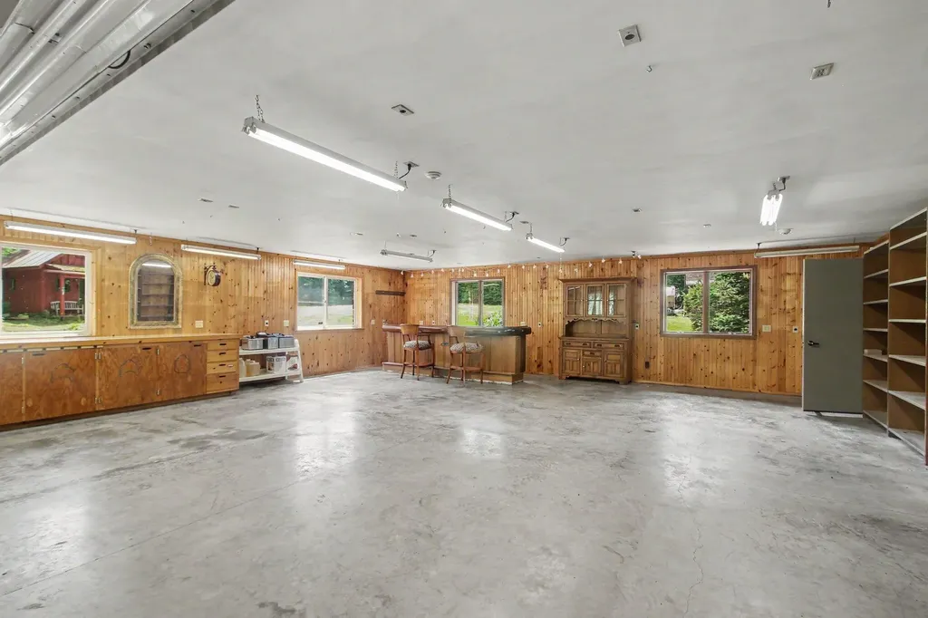 4191 E Fruitport Road Fruitport Charter Township MI 49415