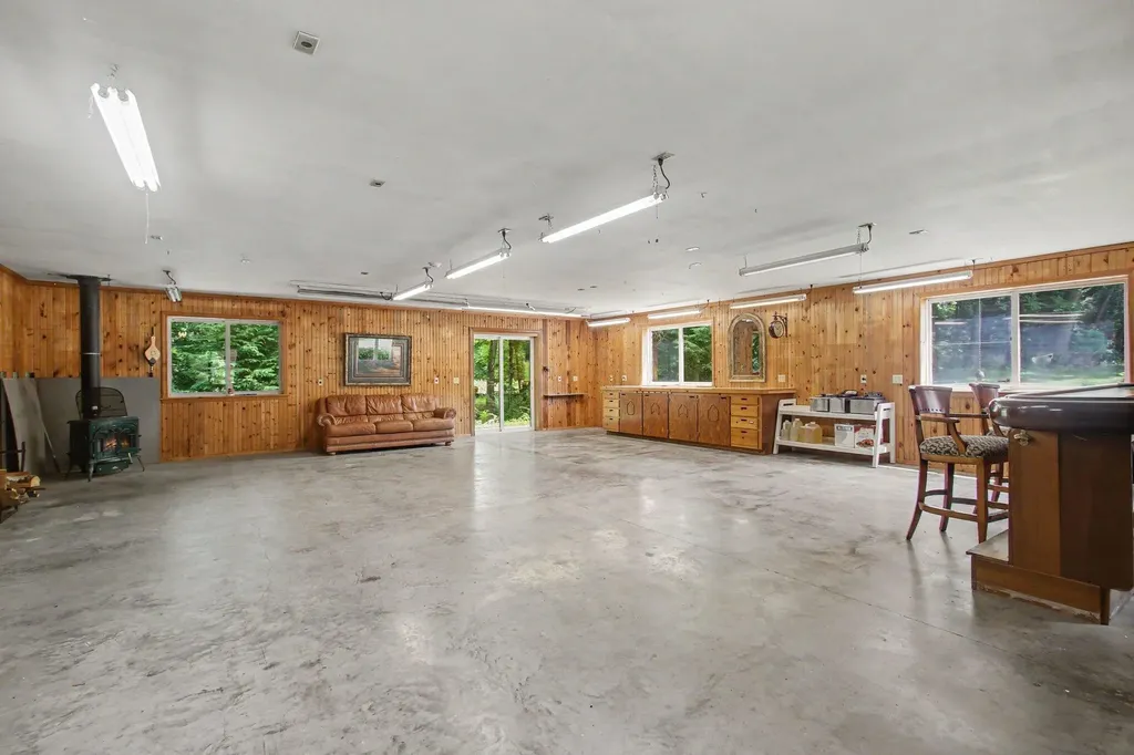 4191 E Fruitport Road Fruitport Charter Township MI 49415