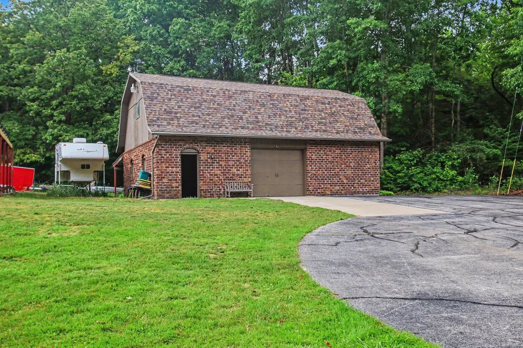 4191 E Fruitport Road Fruitport Charter Township MI 49415