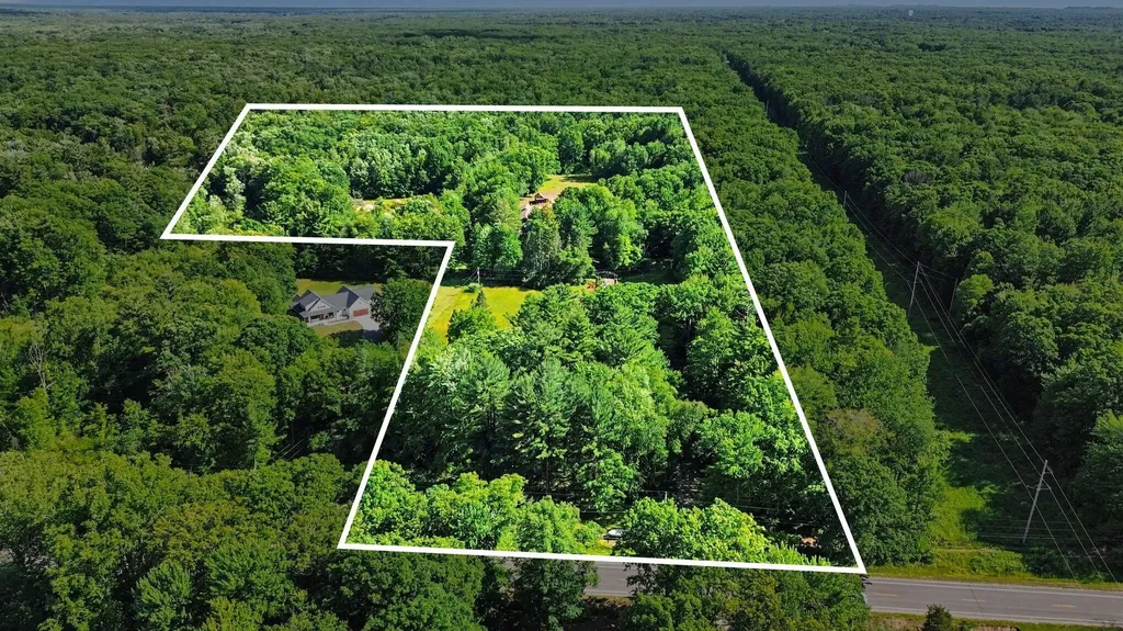 4191 E Fruitport Road Fruitport Charter Township MI 49415