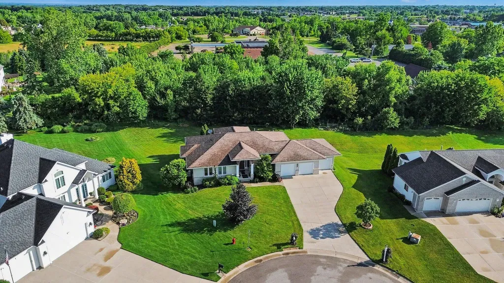 1425 Crystalline Drive SE Gaines Charter Township MI 49316