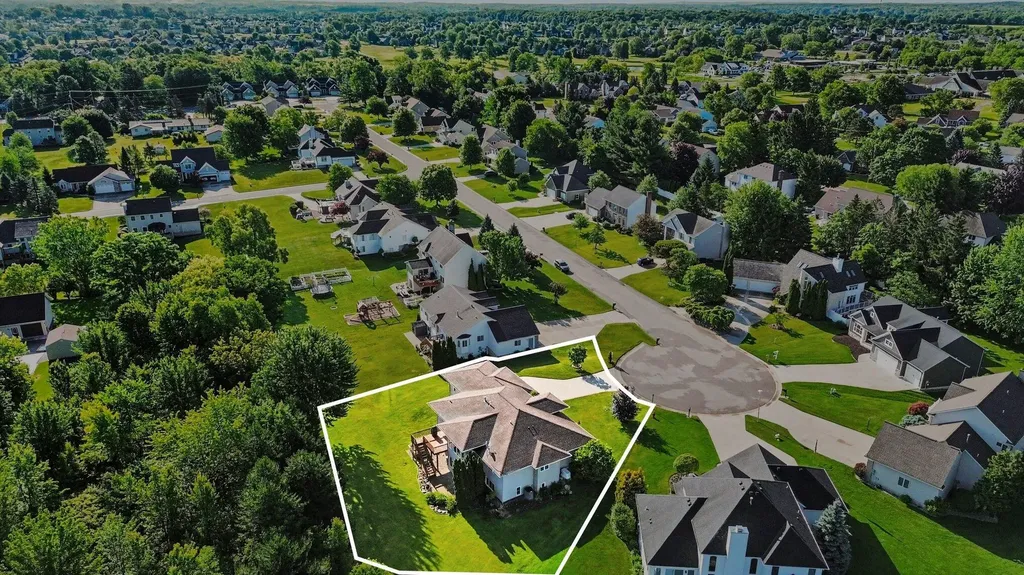 1425 Crystalline Drive SE Gaines Charter Township MI 49316