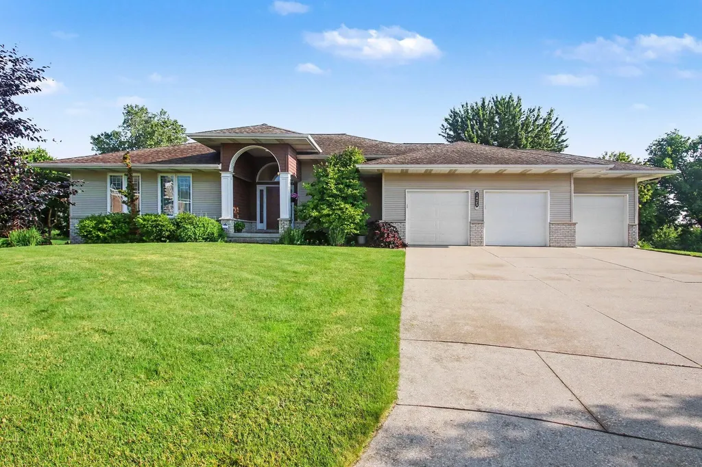 1425 Crystalline Drive SE Gaines Charter Township MI 49316
