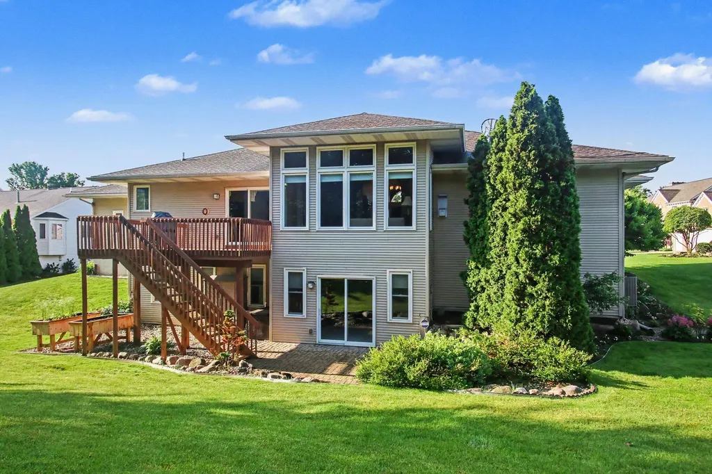 1425 Crystalline Drive SE Gaines Charter Township MI 49316