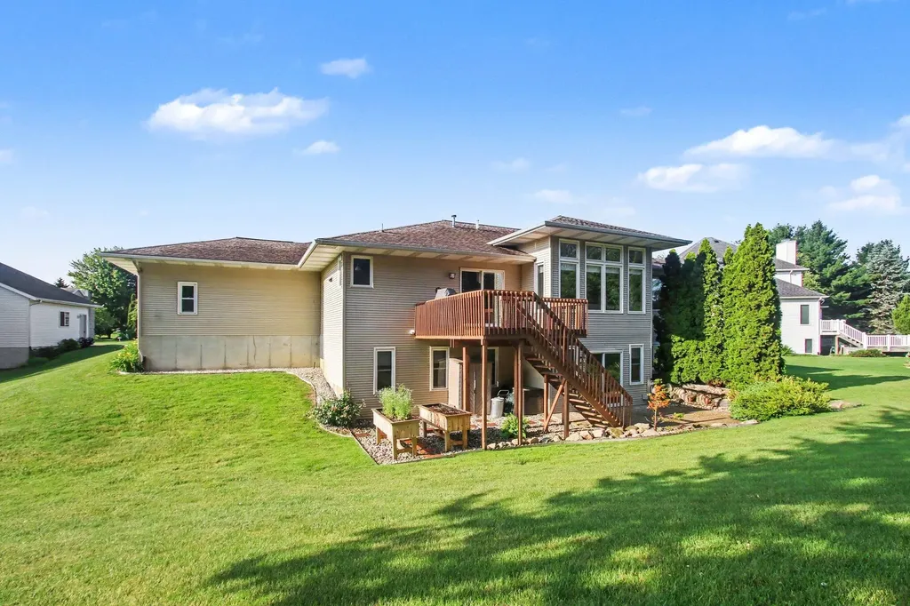1425 Crystalline Drive SE Gaines Charter Township MI 49316