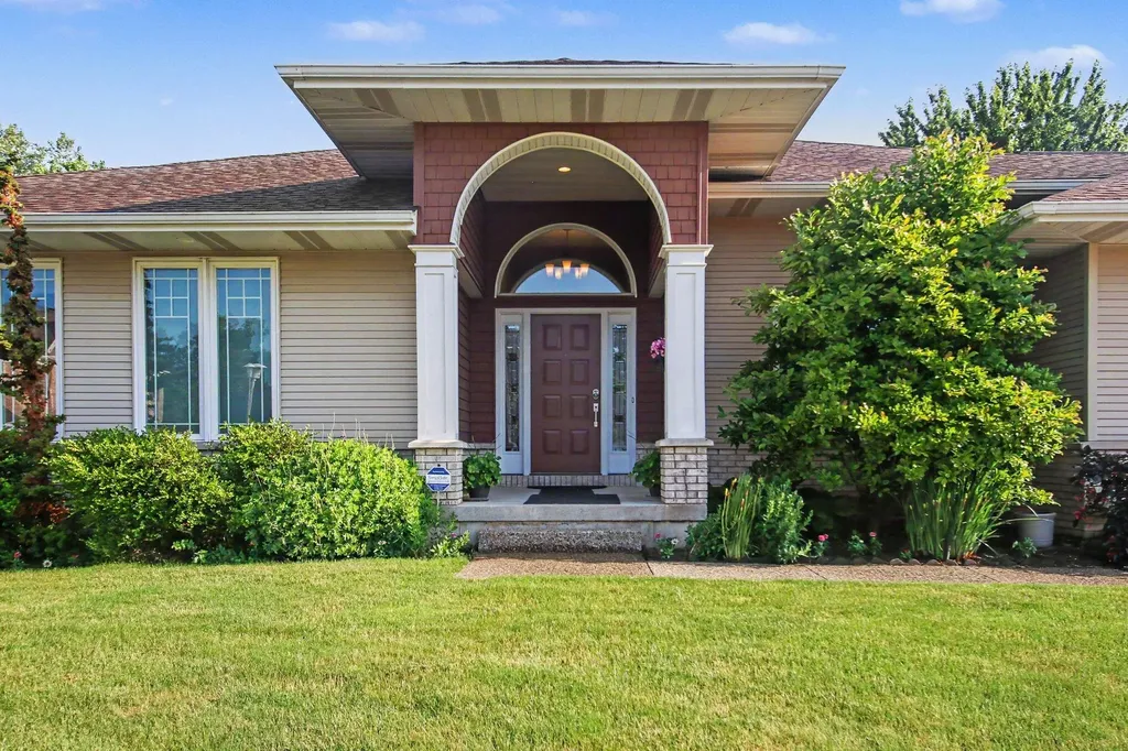 1425 Crystalline Drive SE Gaines Charter Township MI 49316