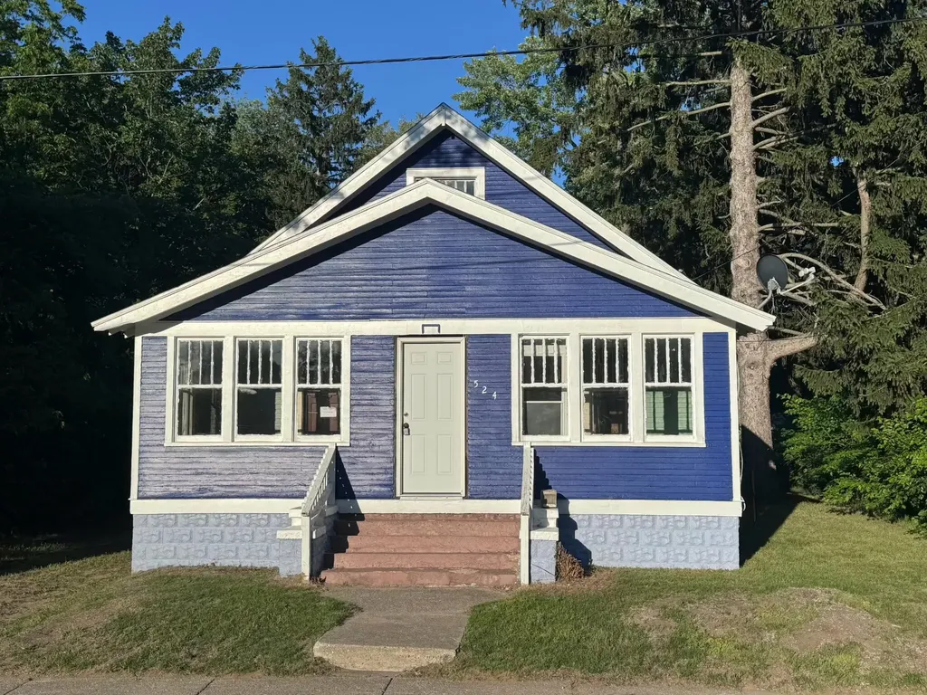 524 Alva Street Muskegon City MI 49442