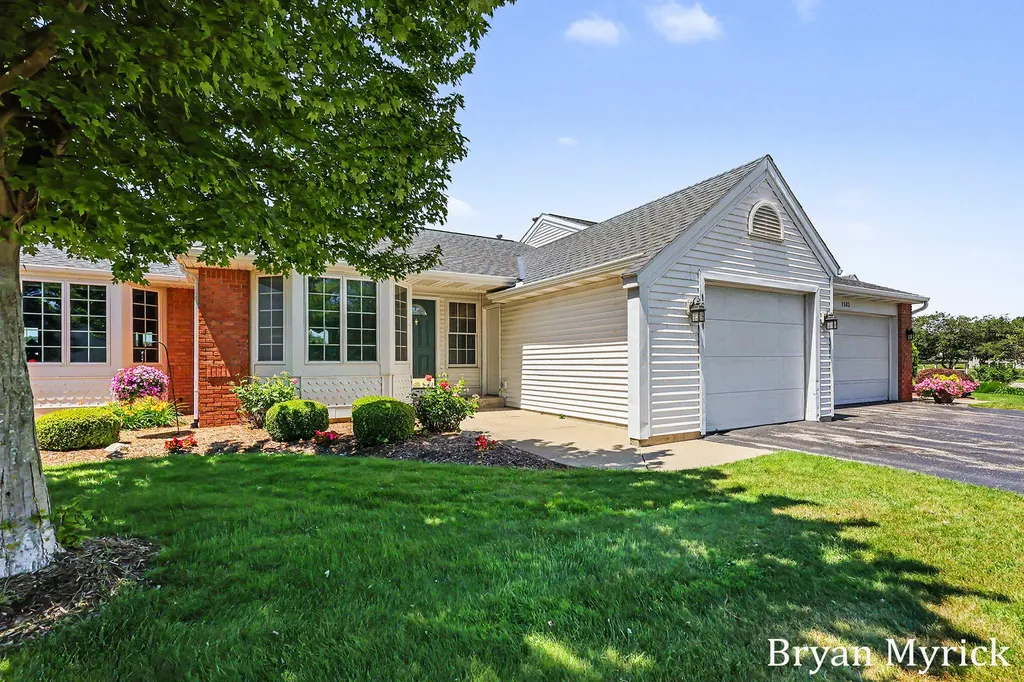 1581 Castlemaine Drive Holland Charter Township MI 49464