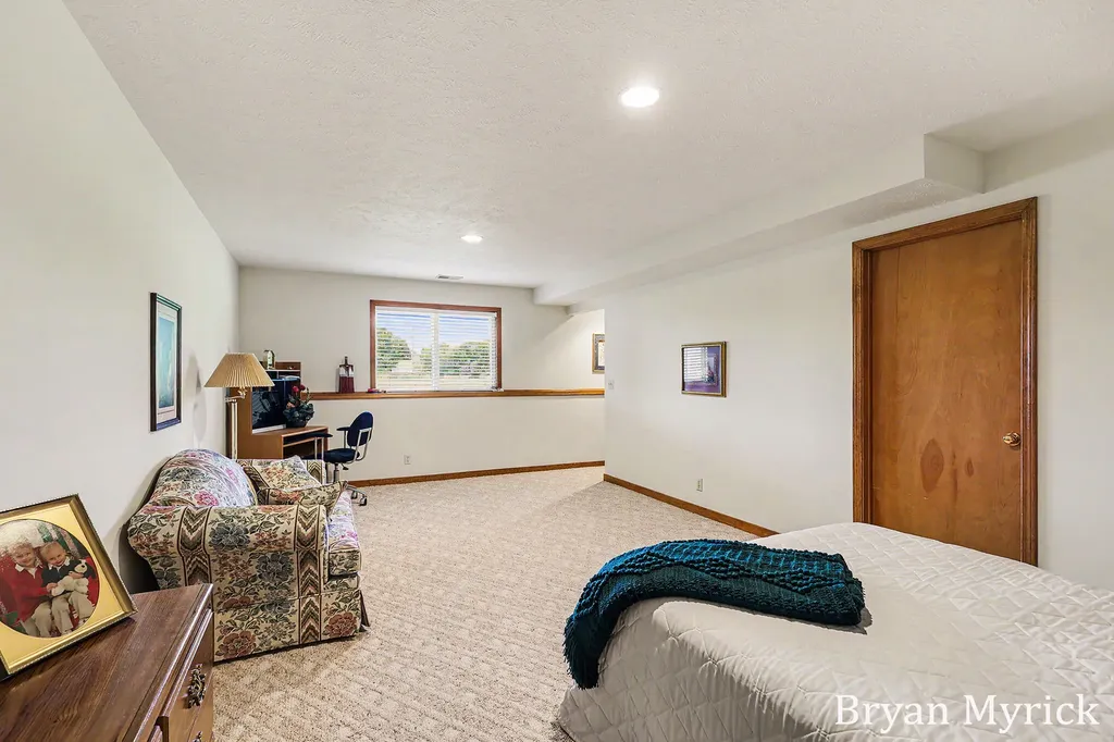 1581 Castlemaine Drive Holland Charter Township MI 49464