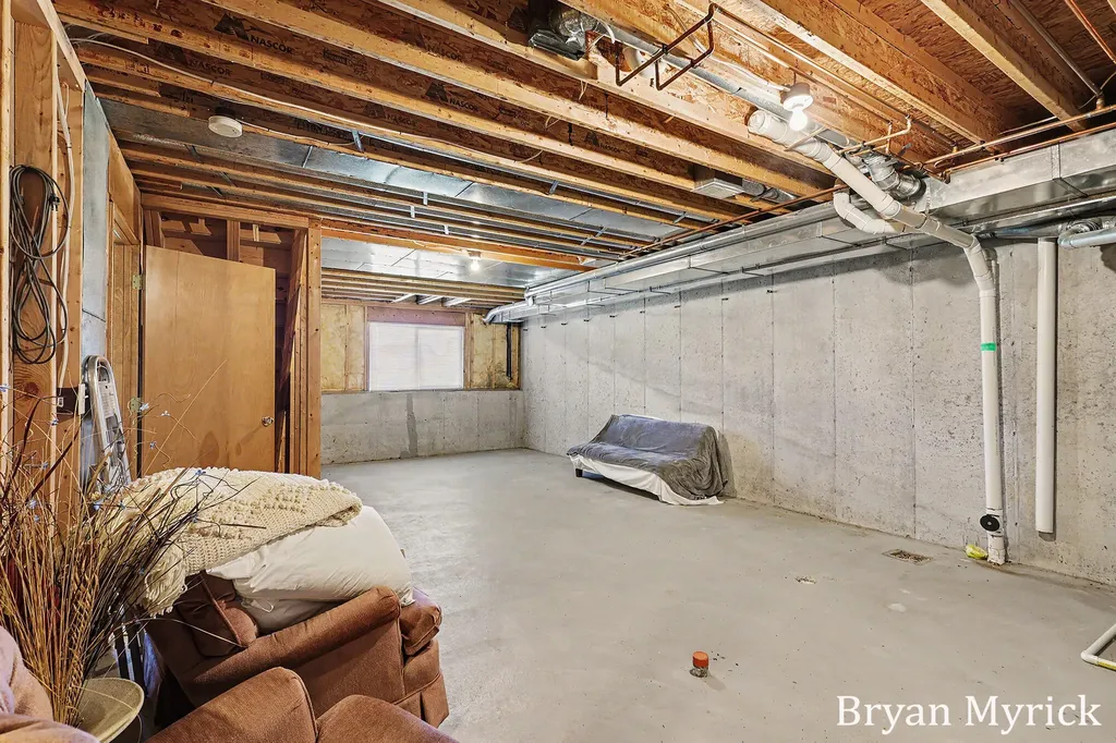 1581 Castlemaine Drive Holland Charter Township MI 49464