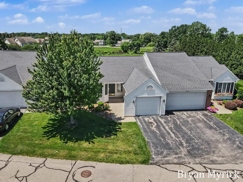1581 Castlemaine Drive Holland Charter Township MI 49464