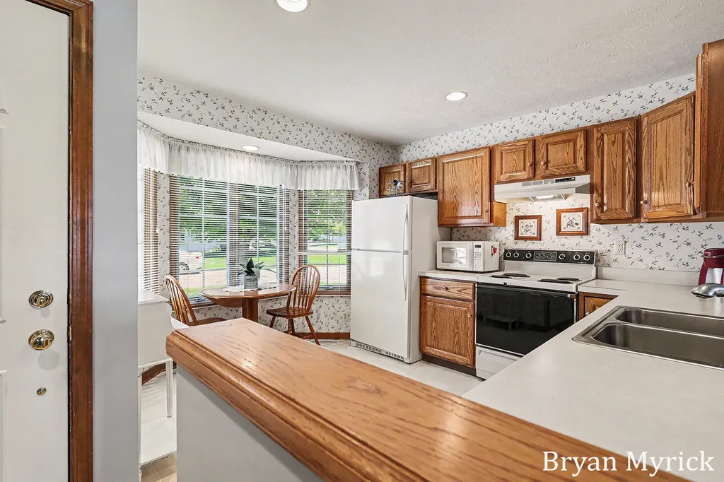 1581 Castlemaine Drive Holland Charter Township MI 49464
