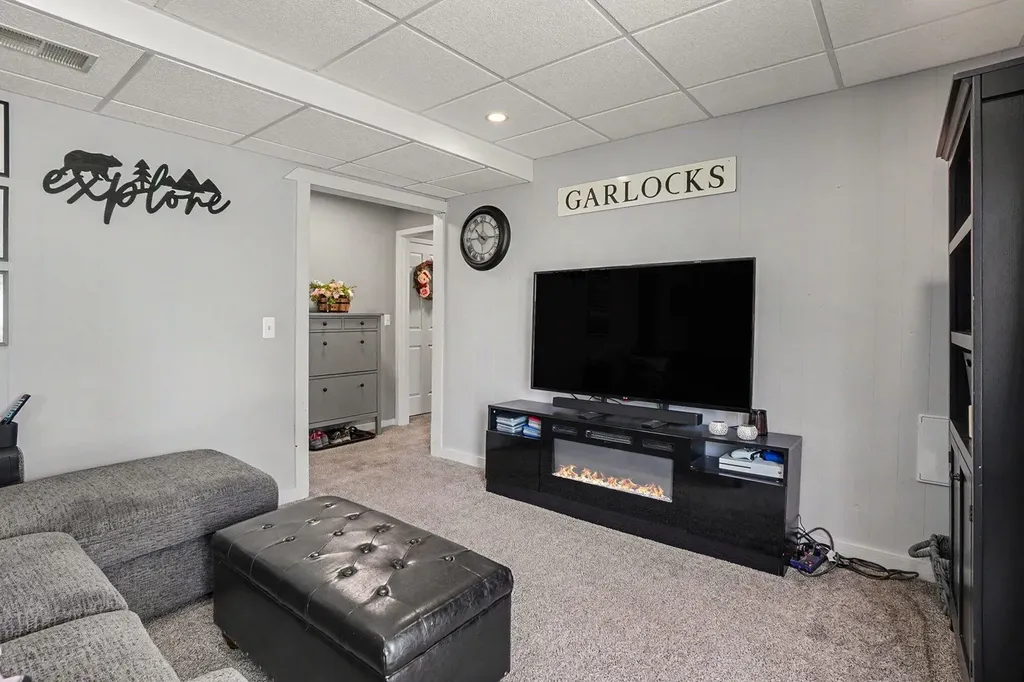 6545 Pierce Street Allendale Charter Township MI 49401