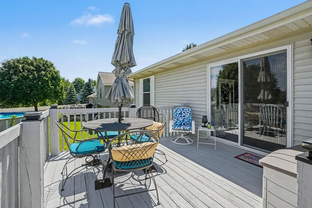 6545 Pierce Street Allendale Charter Township MI 49401