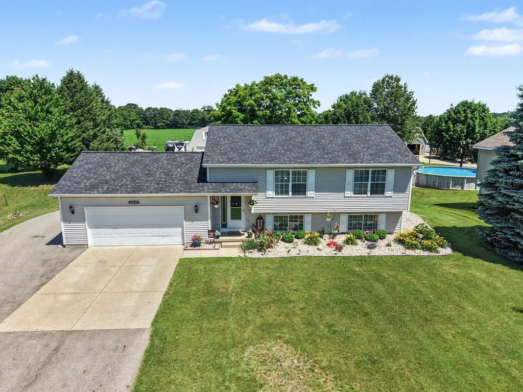 6545 Pierce Street Allendale Charter Township MI 49401