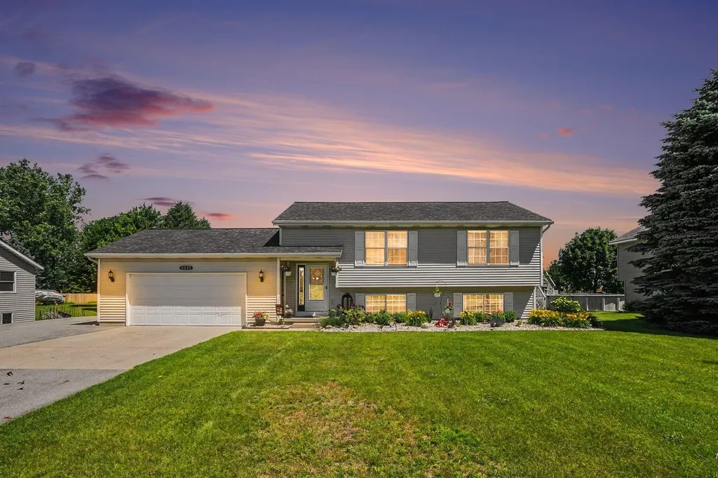 6545 Pierce Street Allendale Charter Township MI 49401