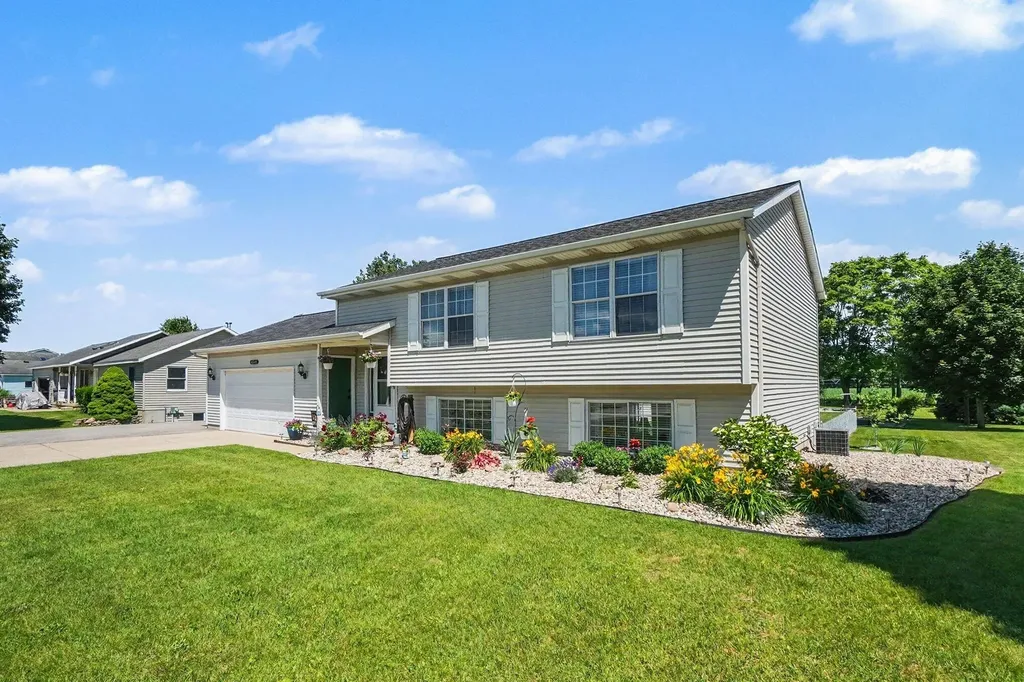 6545 Pierce Street Allendale Charter Township MI 49401