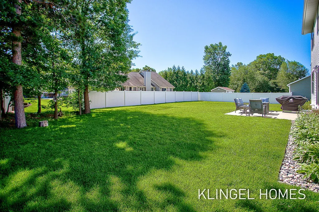 3712 Black Creek Road Fruitport Charter Township MI 49444