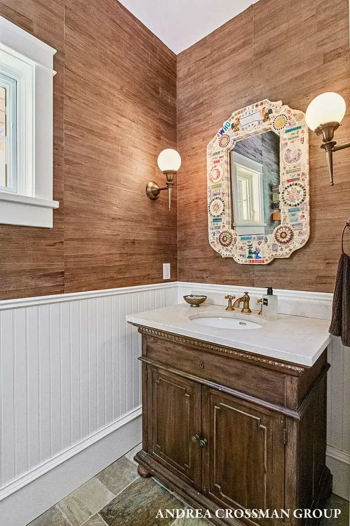 2075 Lakeshore Drive Ganges Township MI 49408