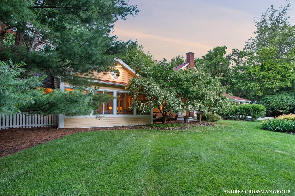 2075 Lakeshore Drive Ganges Township MI 49408