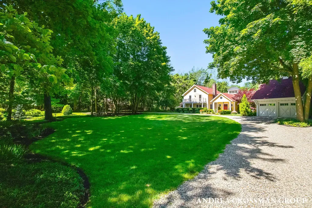 2075 Lakeshore Drive Ganges Township MI 49408