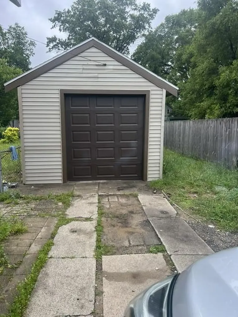 757 Washington Avenue Muskegon City MI 49441
