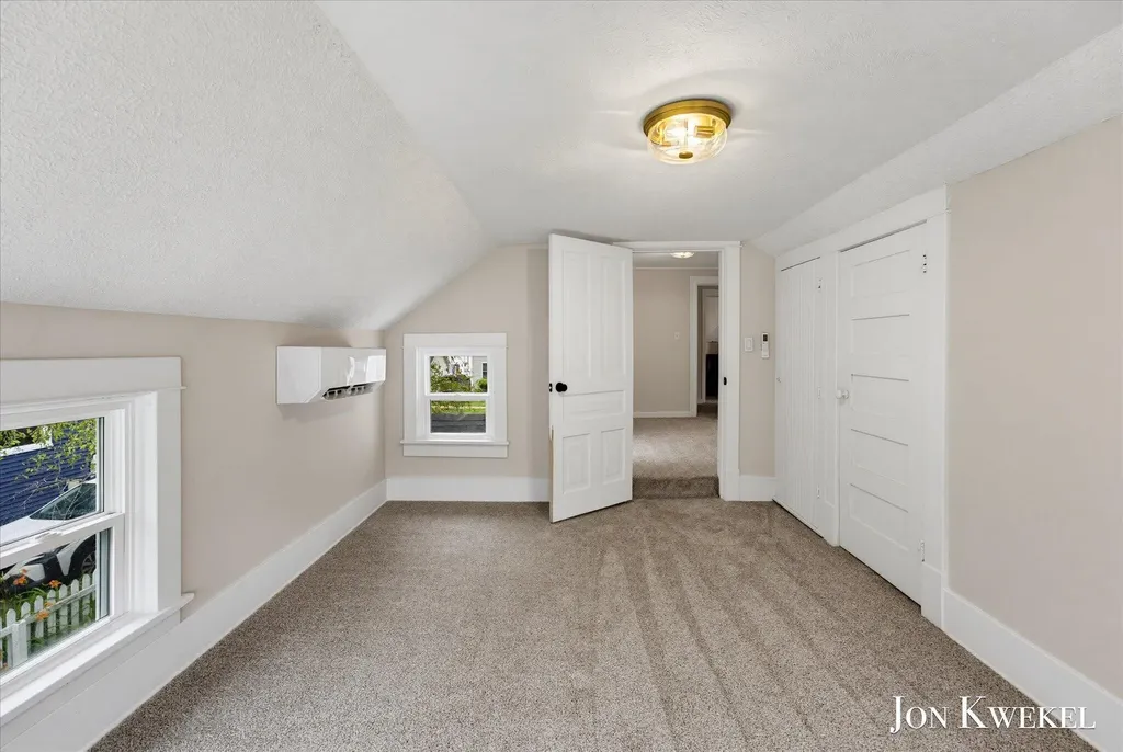 523 Elm Street SE Lowell City MI 49331