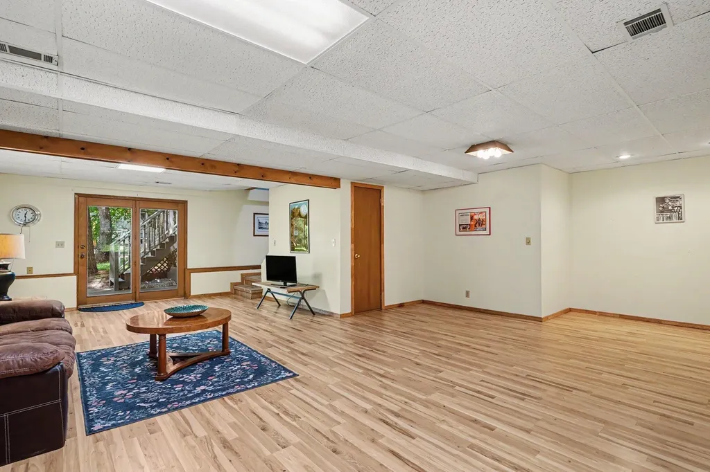 2003 Harbor Inn Street Park Township MI 49424