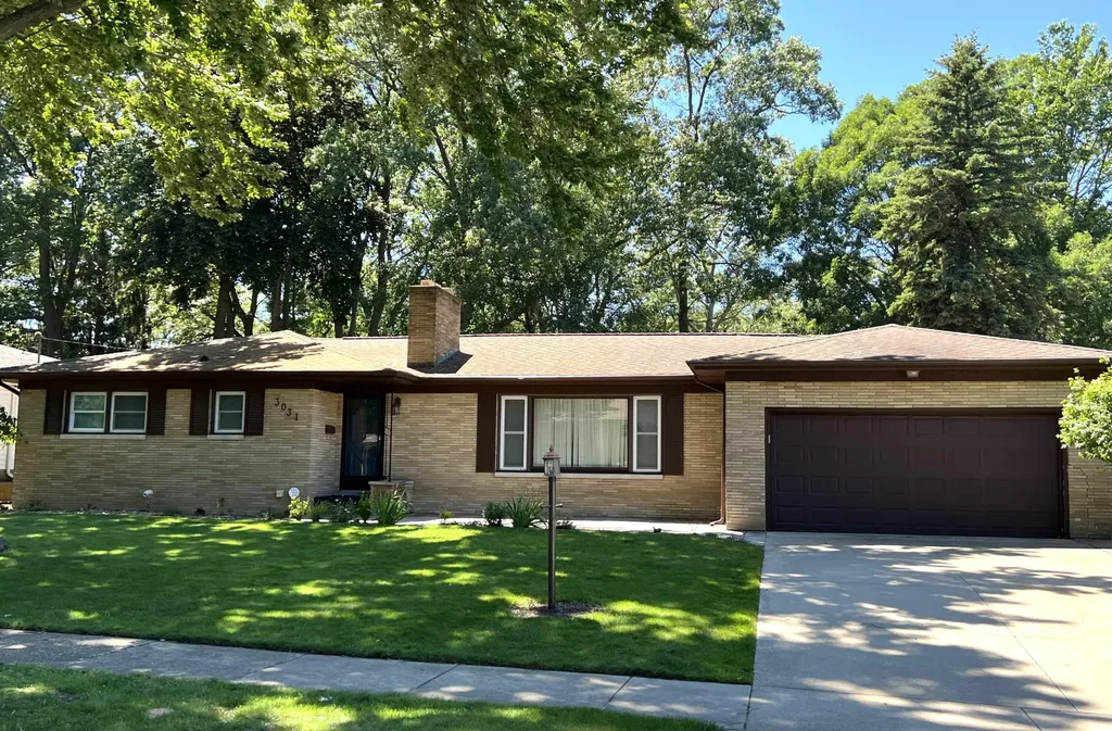 3031 Country Club Drive Muskegon City MI 49441