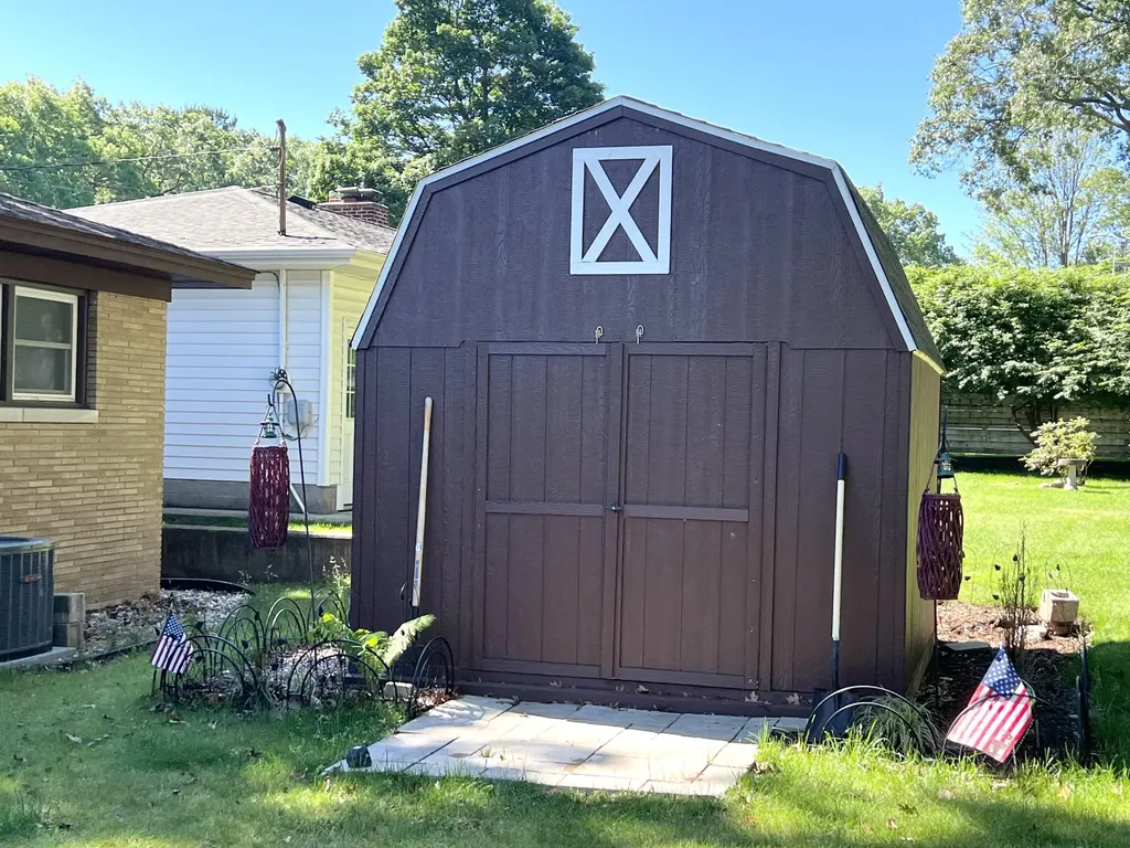 3031 Country Club Drive Muskegon City MI 49441