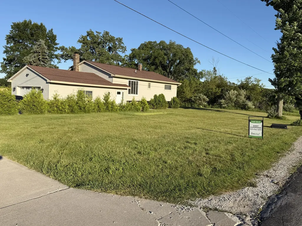 9154 Old Highway 99 White River Township MI 49437