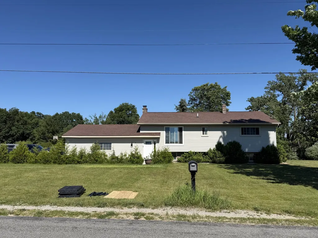 9154 Old Highway 99 White River Township MI 49437