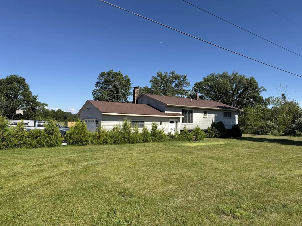 9154 Old Highway 99 White River Township MI 49437