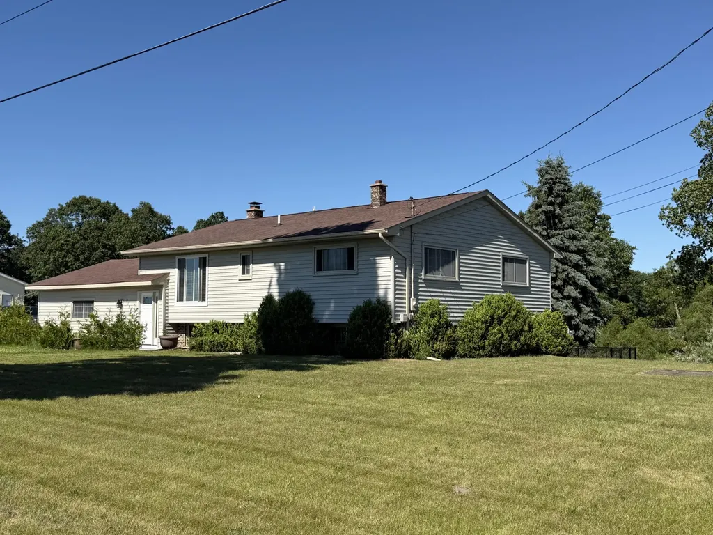 9154 Old Highway 99 White River Township MI 49437