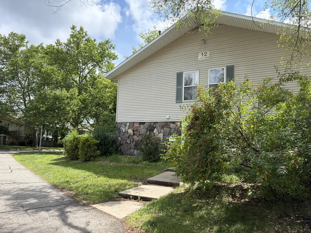 3439 Kenbrooke Court Kalamazoo City MI 49006
