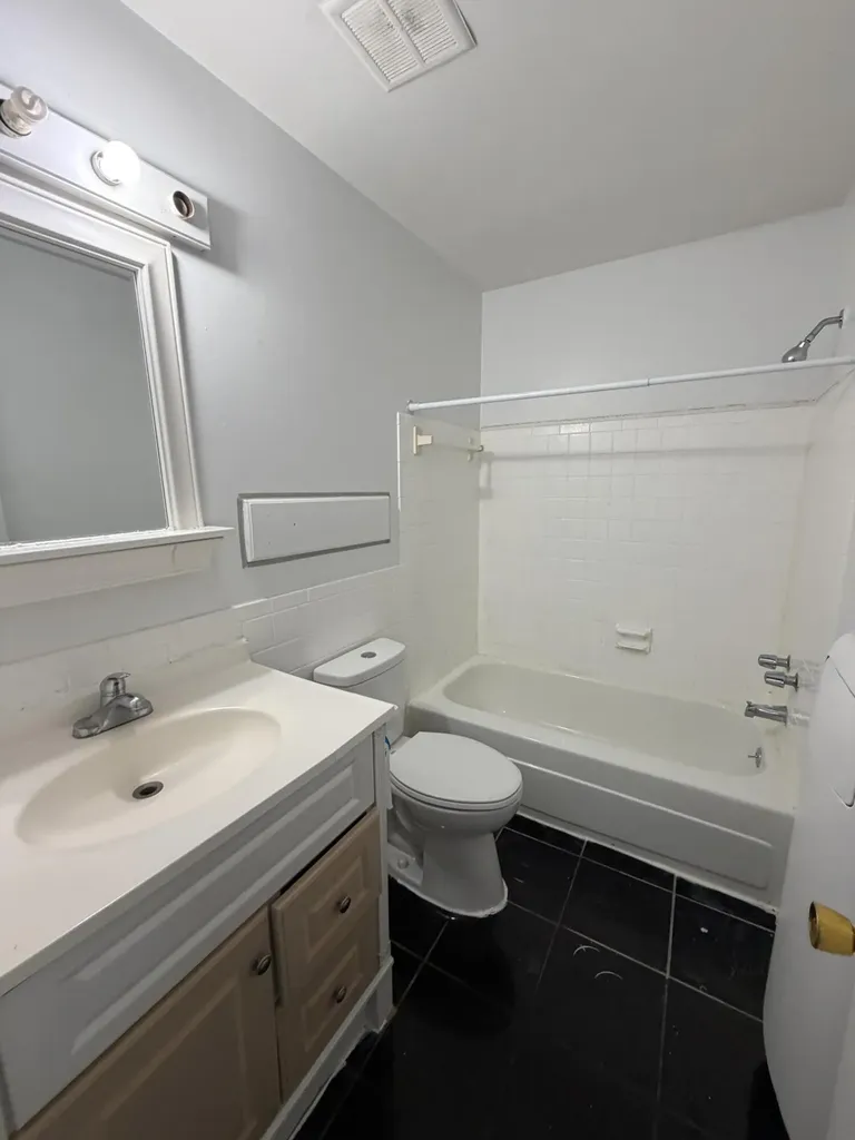 3439 Kenbrooke Court Kalamazoo City MI 49006