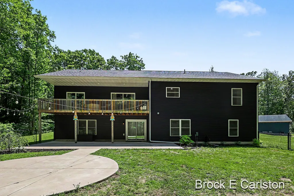 1294 Tall Tree Lane Laketon Township MI 49445