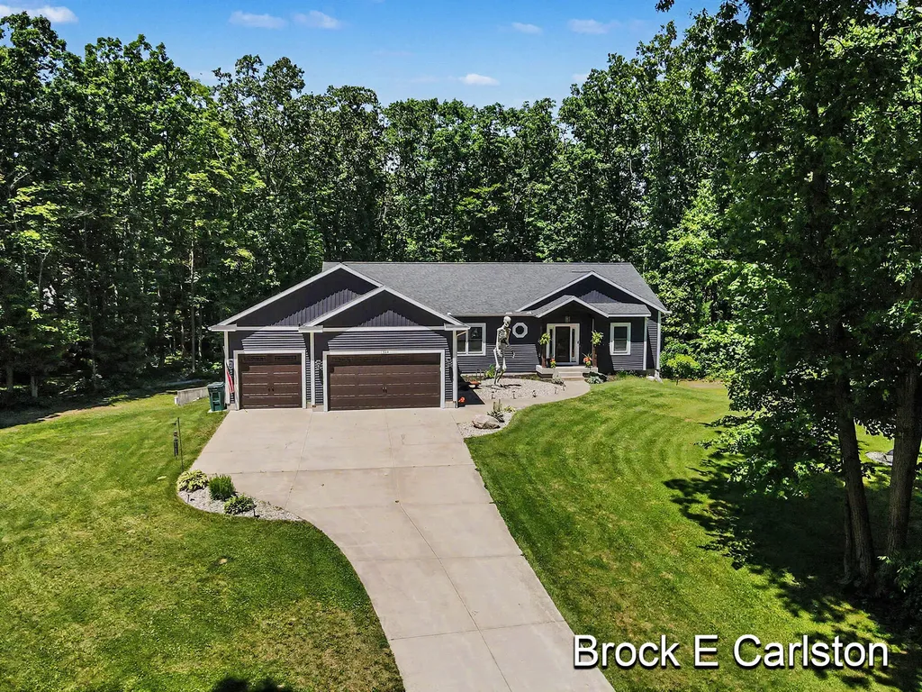 1294 Tall Tree Lane Laketon Township MI 49445