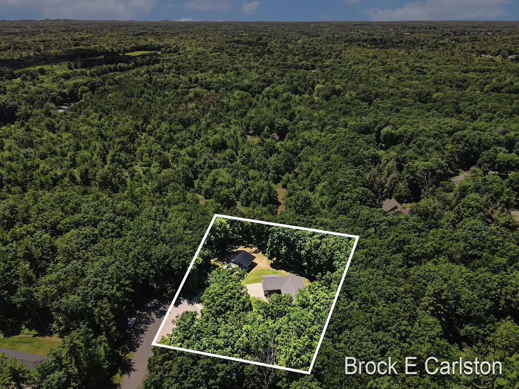1294 Tall Tree Lane Laketon Township MI 49445