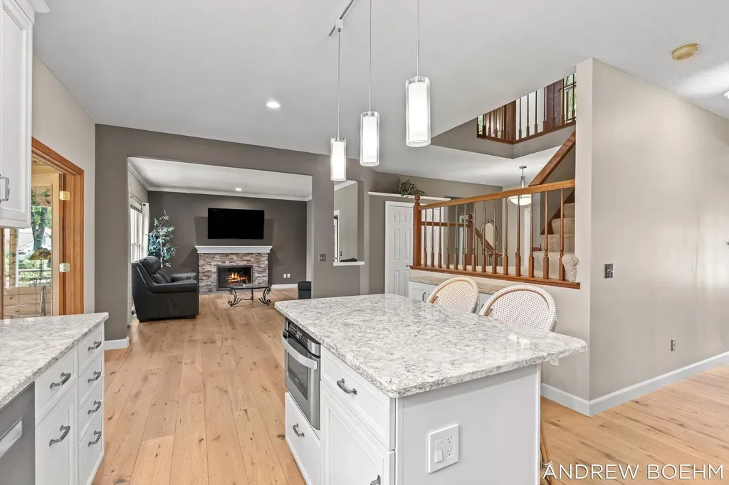 166 Wynwood Court Park Township MI 49424
