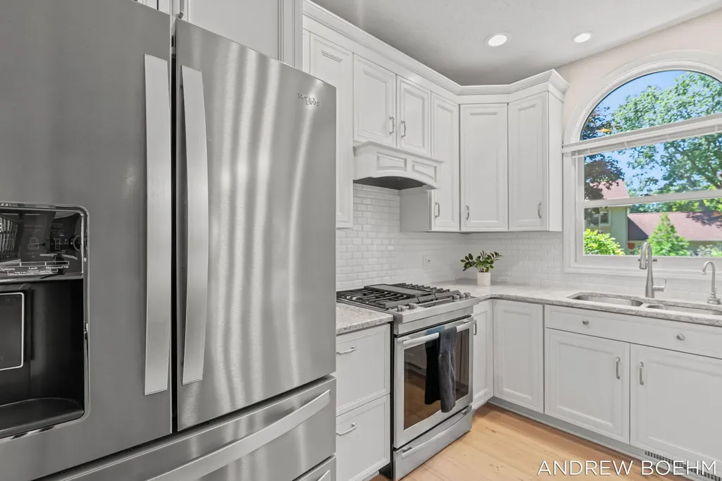 166 Wynwood Court Park Township MI 49424